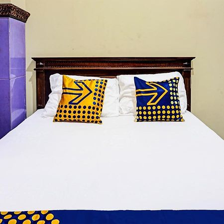 SPOT ON 1870 Graha Batu Mulia Hotel Bagian luar foto